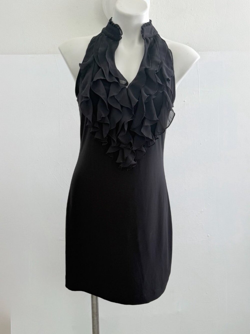 NEW White House Black Market Ruffle Halter Dress Black MEDIUM womens